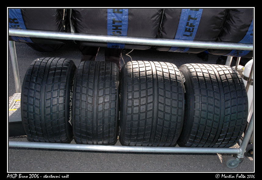 A1GP_Pitlane_011.jpg