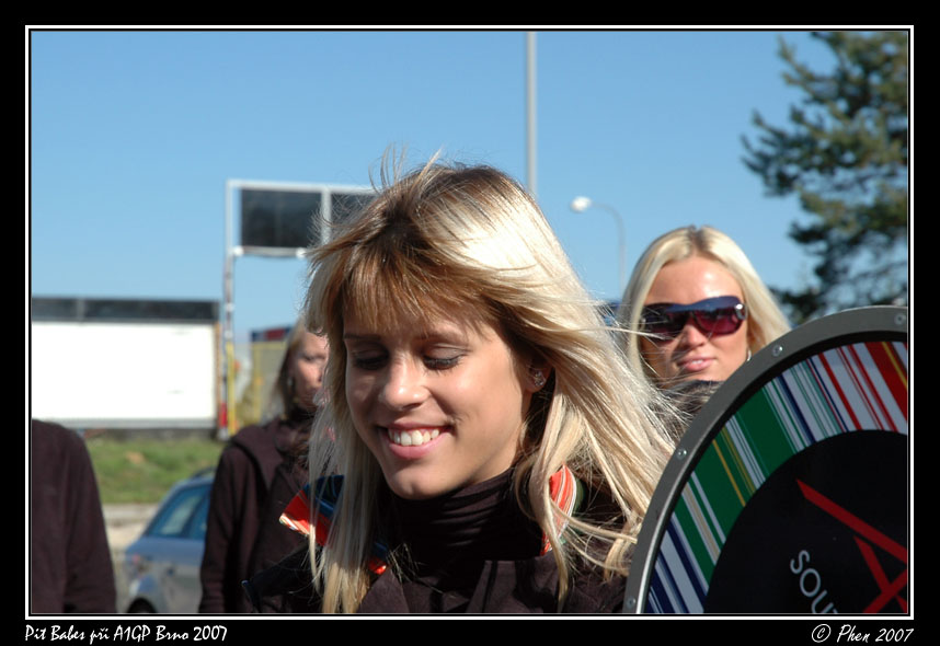 Pit_Babes_A1GP_07_023.jpg