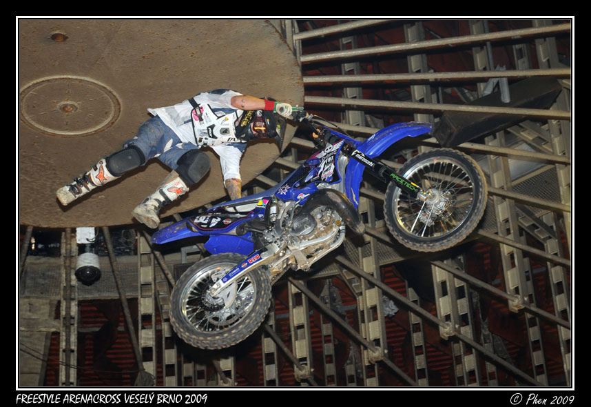 Freestyle_ArenaCross_Brno_09_009.jpg