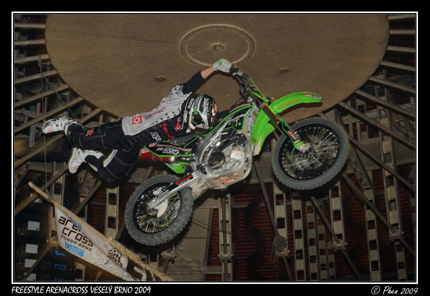 Freestyle_ArenaCross_Brno_09_013.jpg