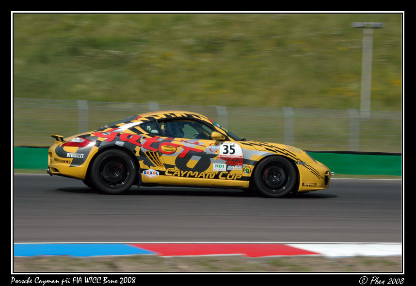 Cayman_Brno_08_014.jpg