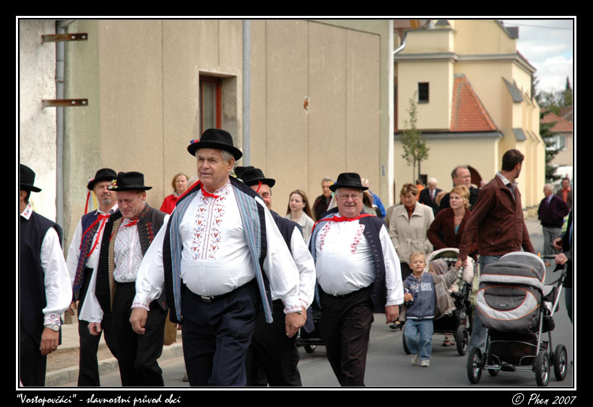 Pruvod_07_165.jpg